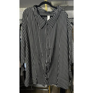 NWT SONCY plus size Black and White Stripe Button Down Soncy Size 4 (sz26)